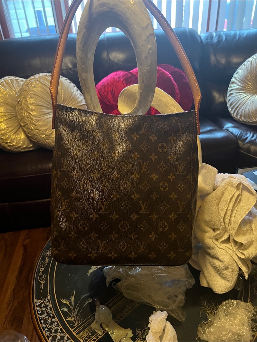 Louis Vuitton Monogram Canvas Bucket Shoulder Bag with Vachetta Handle - Picture 6 of 6